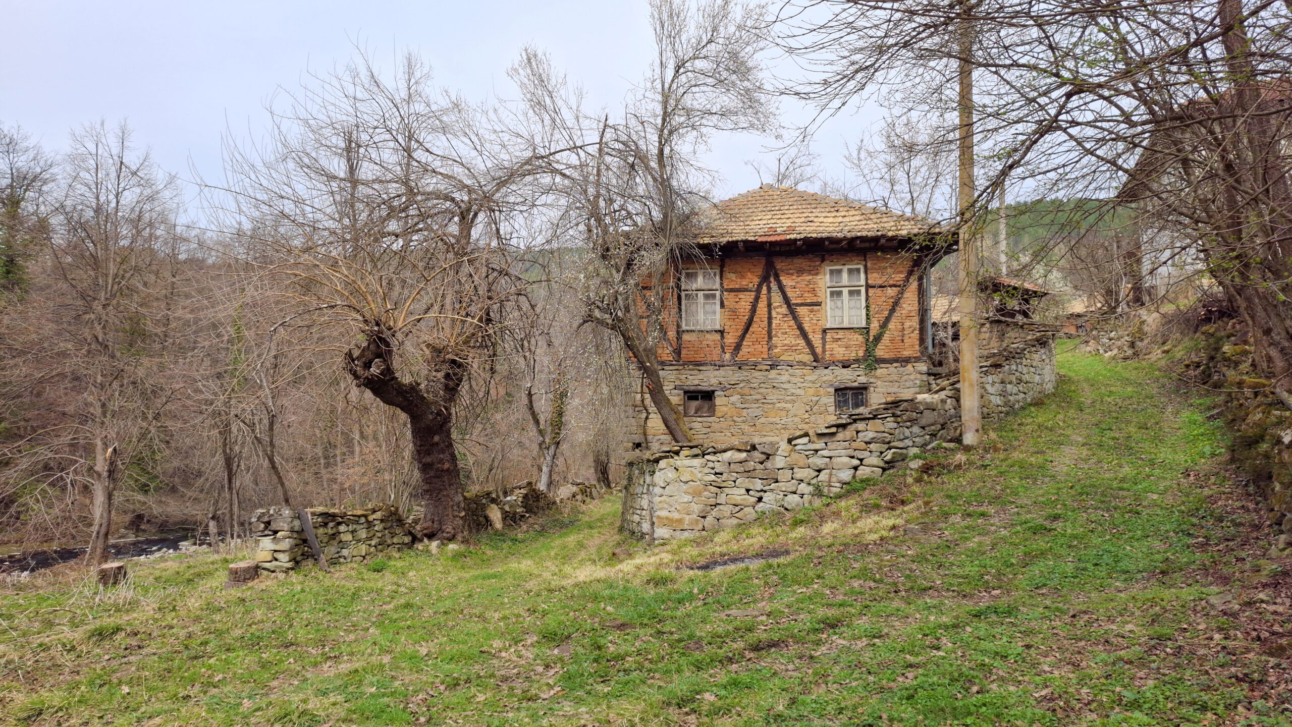 Долната махала на село Дурча
